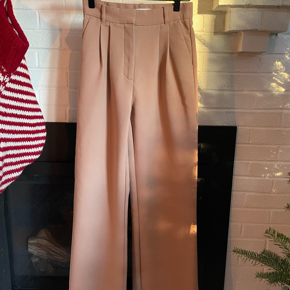 Abercrombie & Fitch Classic Tan Women's Trousers